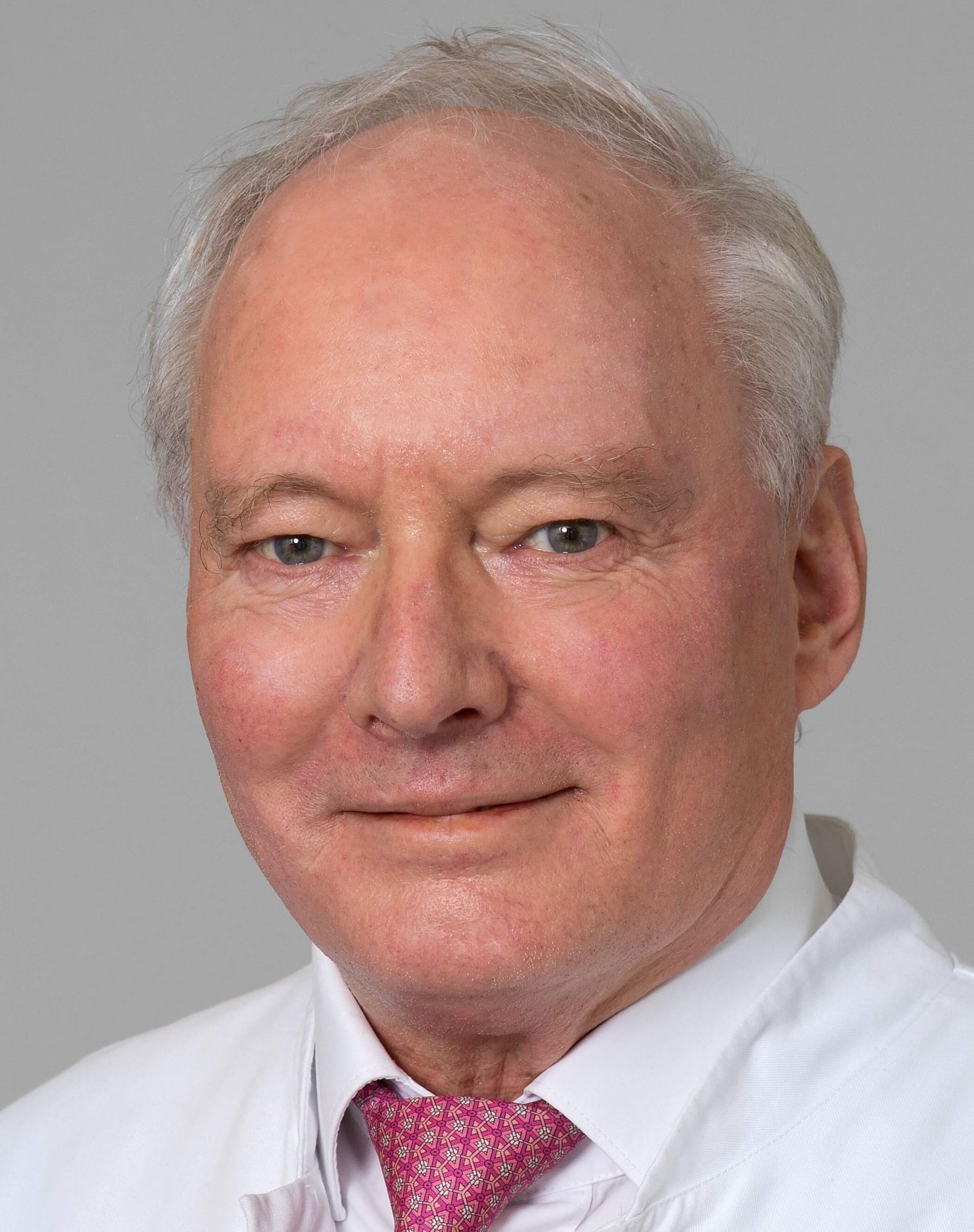 Professor, Dr. Roland Kaufmann (GER)