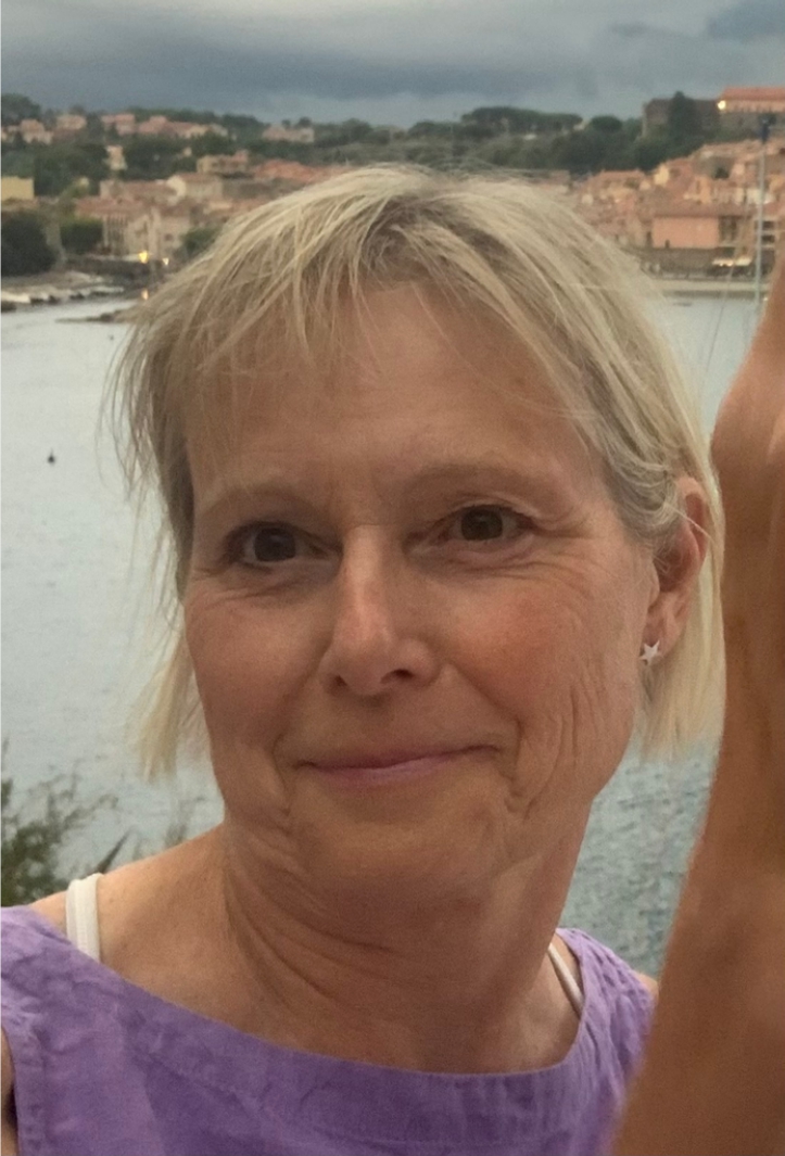 Dr. Bronwyn Hughes (GBR)