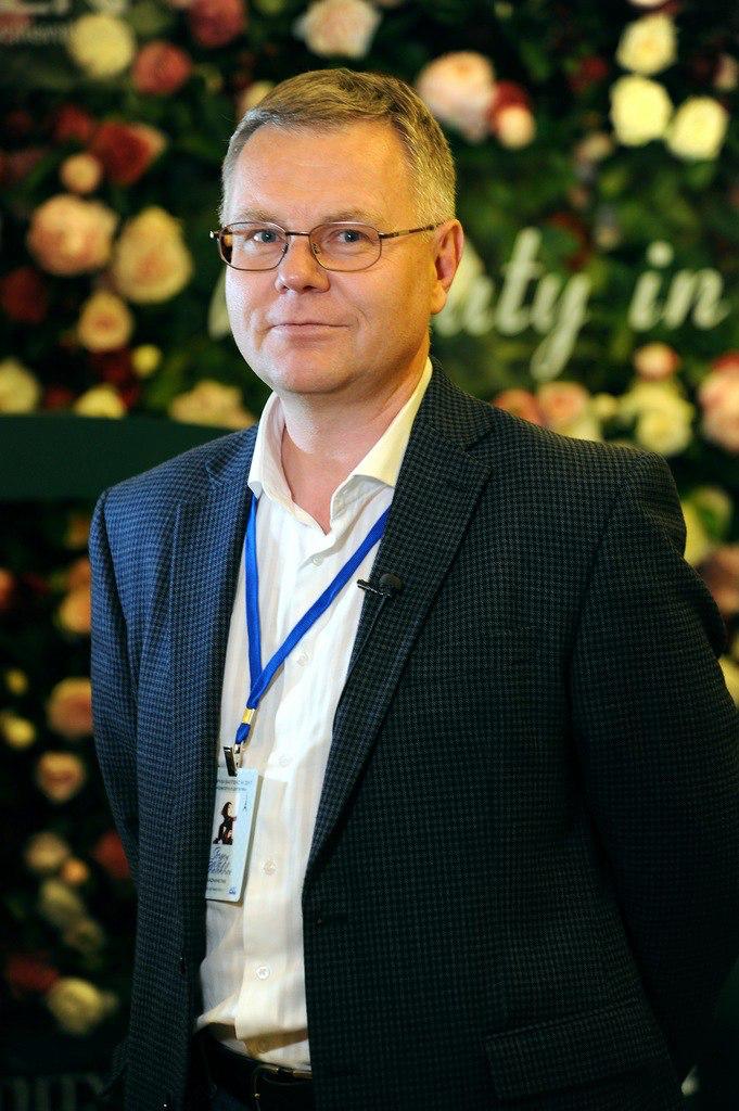 Dr. Sergei Shelekhov (KAZ)