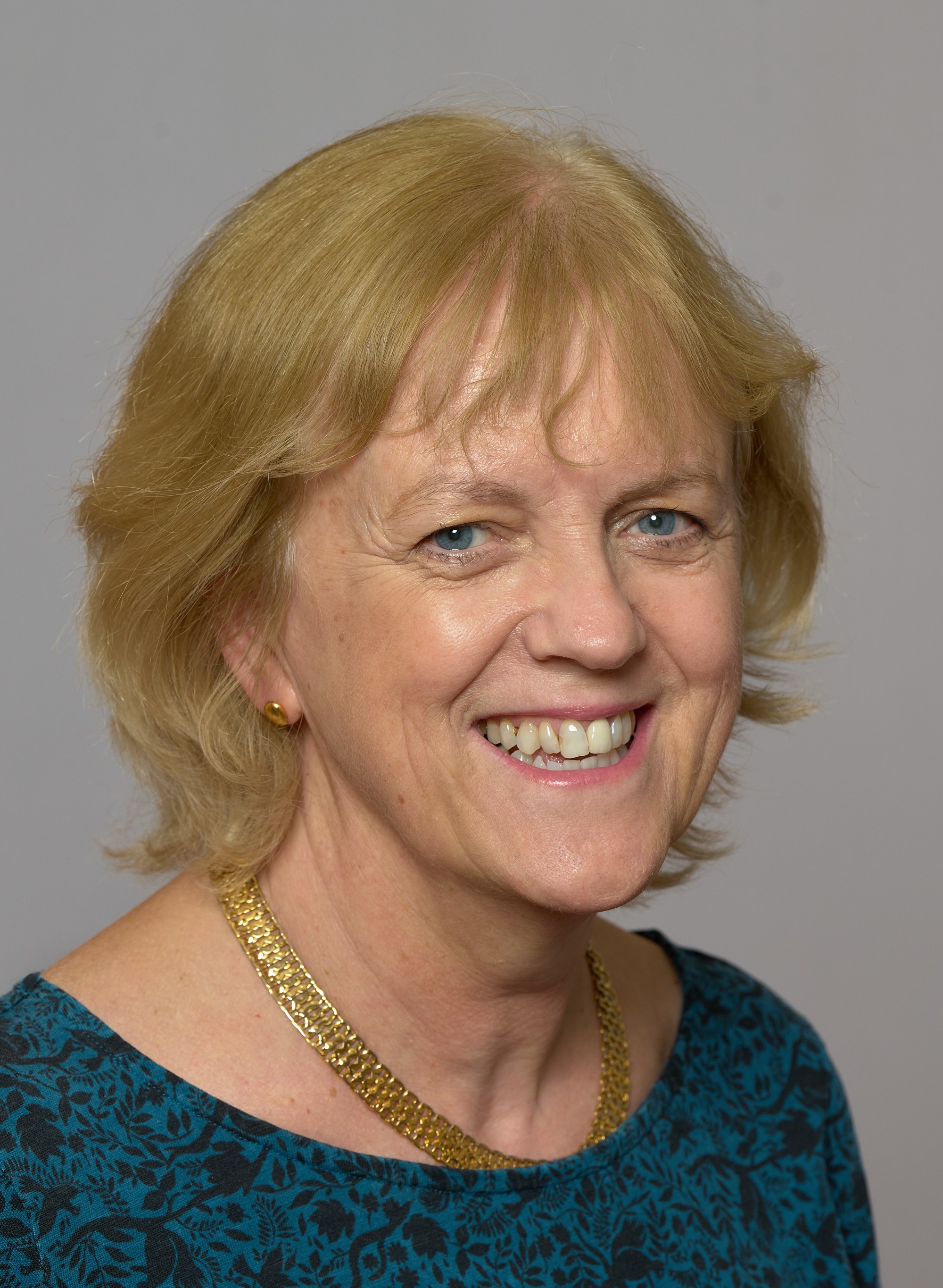 Dr. Jane Sansom (GBR)